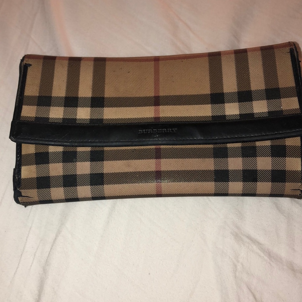 Burberry wallet